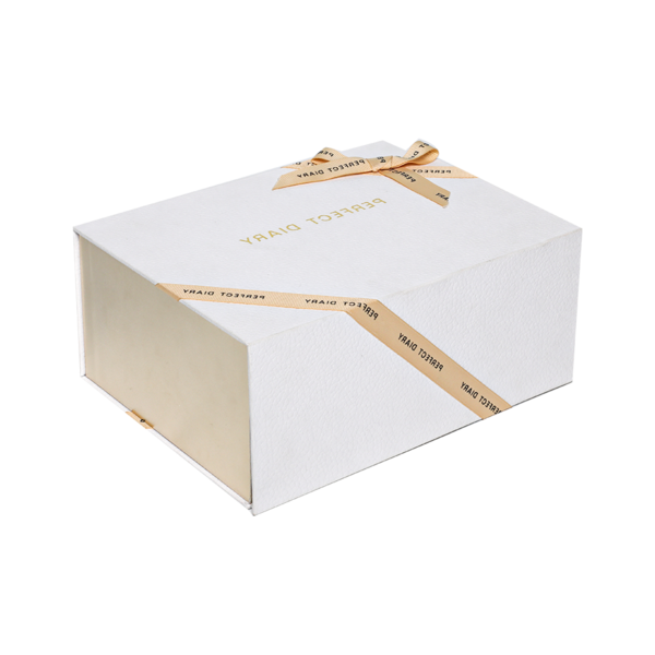 Hermosa y creativa caja de embalaje para el cuidado de la piel de las mujeres para almacenar productos para el cuidado de la piel, lápices labiales, perfumes, lociones corporales y más.